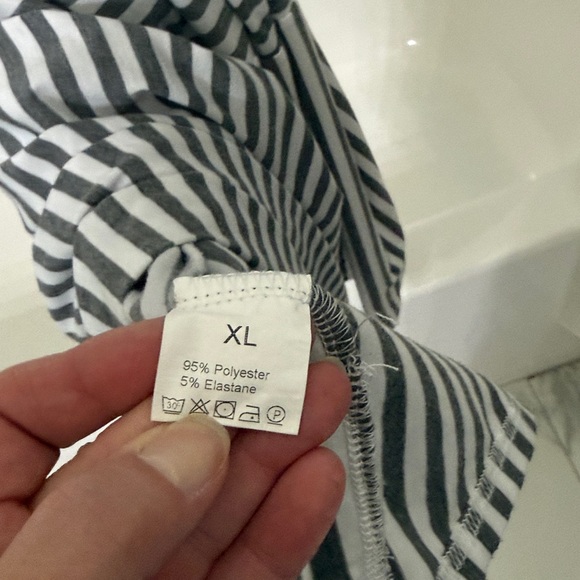 Amazon Essentials Black and White Striped Maxi Dress - Picture 5 of 5